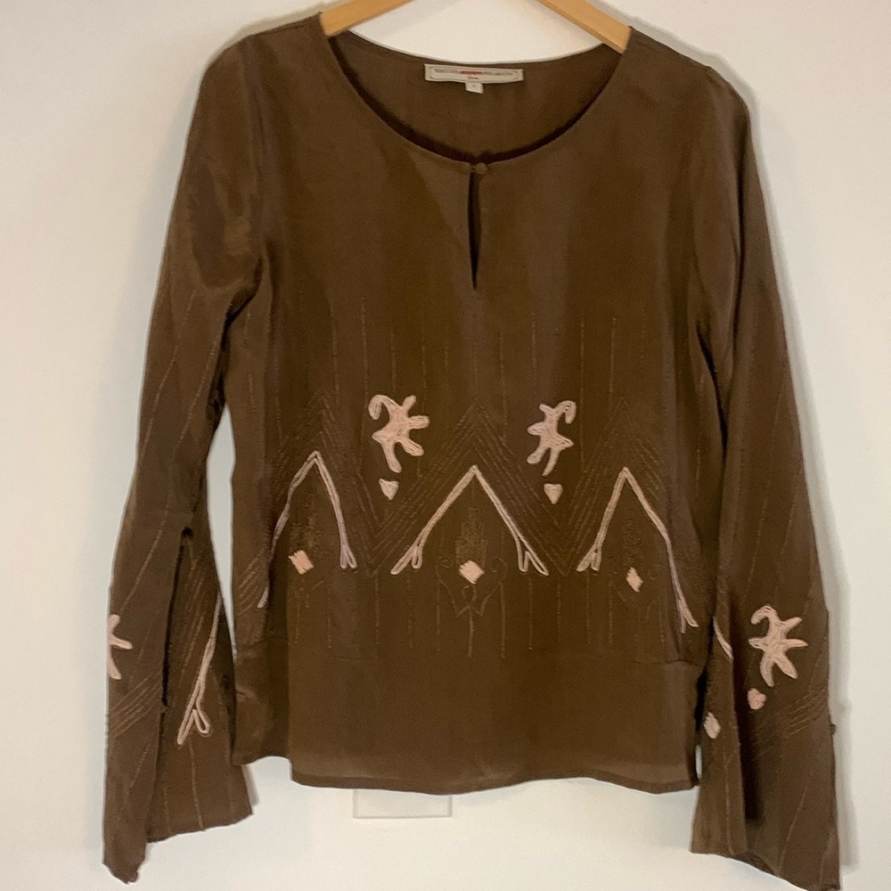 WGACA Brown Embroidered 100% Silk Crew Neck Long Sleeved Blouse - Small Women’s